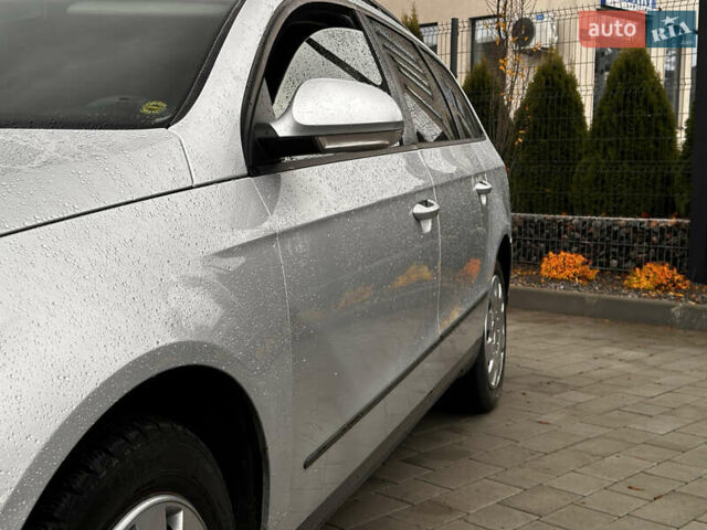 Серый Фольксваген Пассат, объемом двигателя 1.97 л и пробегом 349 тыс. км за 4850 $, фото 9 на Automoto.ua