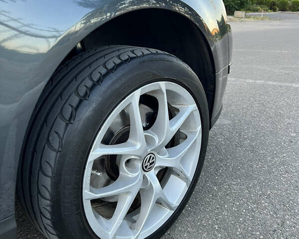 Серый Фольксваген Пассат, объемом двигателя 1.4 л и пробегом 256 тыс. км за 6800 $, фото 9 на Automoto.ua