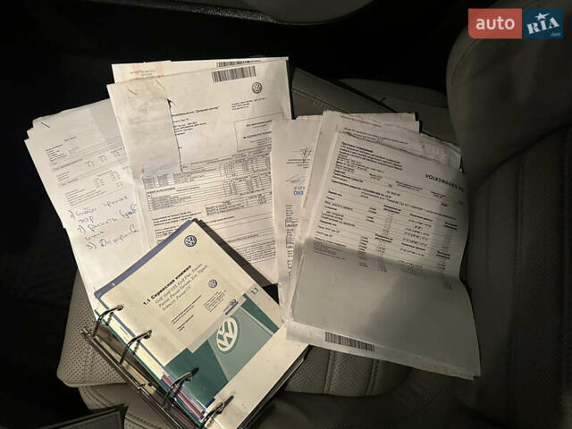 Серый Фольксваген Пассат, объемом двигателя 1.8 л и пробегом 227 тыс. км за 7450 $, фото 71 на Automoto.ua