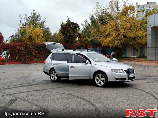 Серый Фольксваген Пассат, объемом двигателя 3.2 л и пробегом 298 тыс. км за 6250 $, фото 3 на Automoto.ua