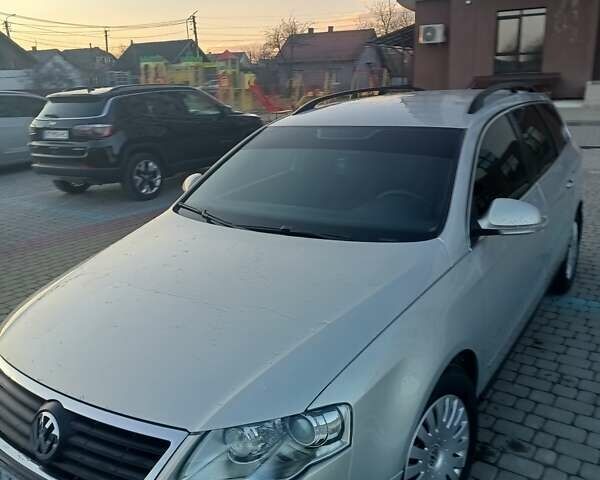 Серый Фольксваген Пассат, объемом двигателя 1.8 л и пробегом 215 тыс. км за 6600 $, фото 41 на Automoto.ua