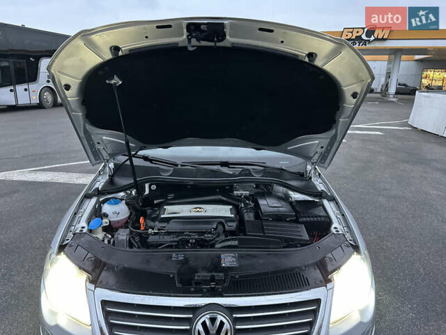 Серый Фольксваген Пассат, объемом двигателя 1.8 л и пробегом 227 тыс. км за 7450 $, фото 55 на Automoto.ua