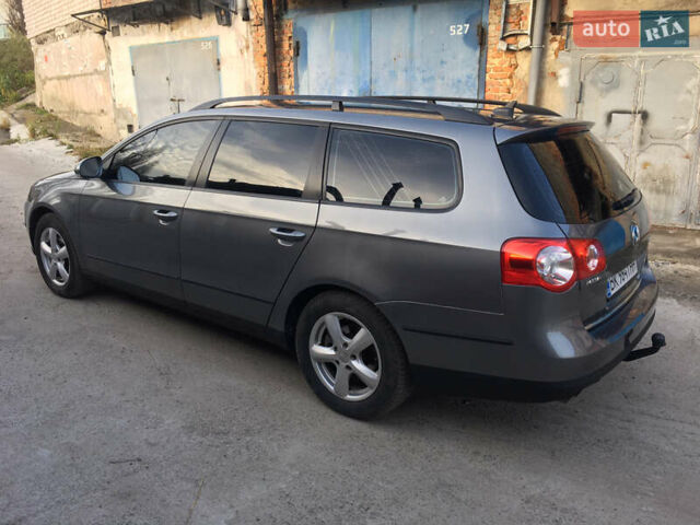 Серый Фольксваген Пассат, объемом двигателя 2 л и пробегом 284 тыс. км за 7000 $, фото 12 на Automoto.ua