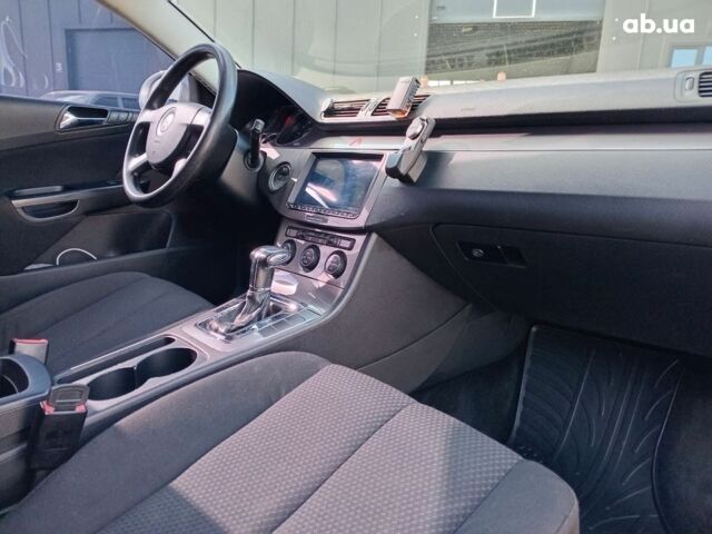 Серый Фольксваген Пассат, объемом двигателя 2 л и пробегом 314 тыс. км за 7190 $, фото 6 на Automoto.ua