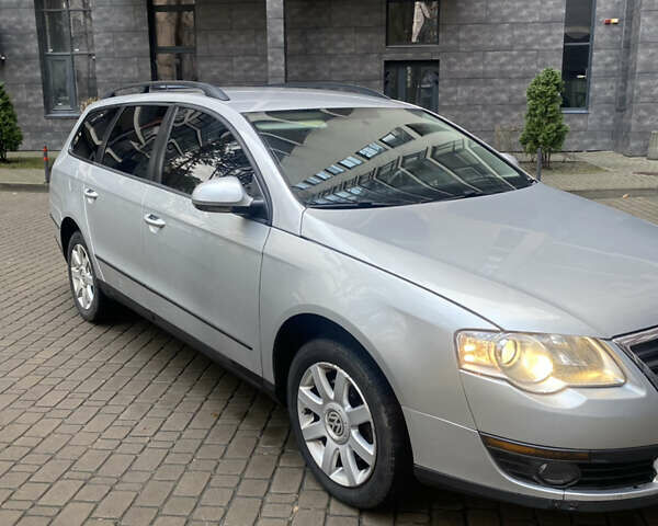 Сірий Фольксваген Пассат, об'ємом двигуна 1.97 л та пробігом 300 тис. км за 5700 $, фото 1 на Automoto.ua