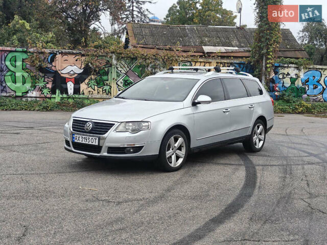 Серый Фольксваген Пассат, объемом двигателя 3.2 л и пробегом 300 тыс. км за 5400 $, фото 9 на Automoto.ua