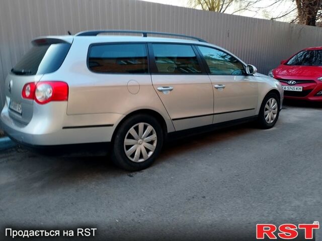 Серый Фольксваген Пассат, объемом двигателя 1.9 л и пробегом 305 тыс. км за 6200 $, фото 1 на Automoto.ua