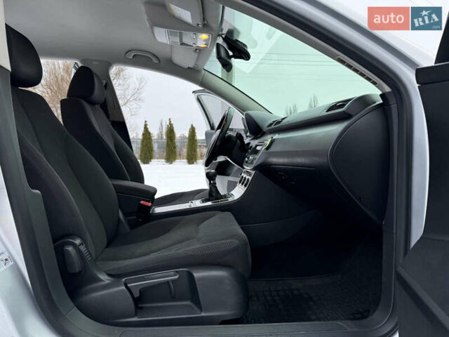 Сірий Фольксваген Пассат, об'ємом двигуна 1.4 л та пробігом 321 тис. км за 5650 $, фото 13 на Automoto.ua