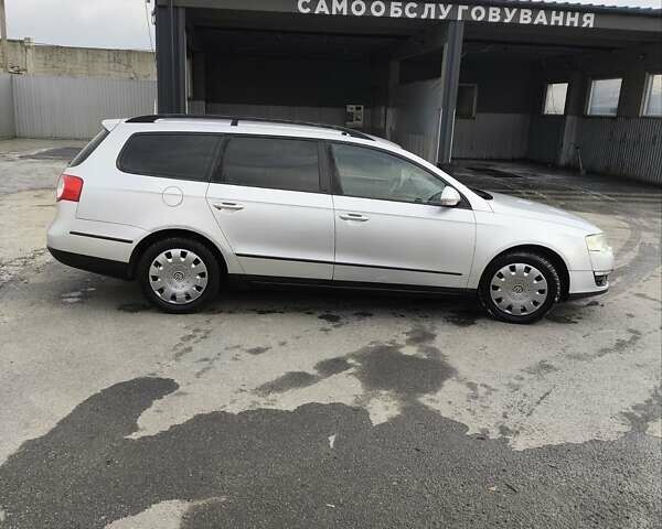 Серый Фольксваген Пассат, объемом двигателя 1.97 л и пробегом 222 тыс. км за 5400 $, фото 4 на Automoto.ua