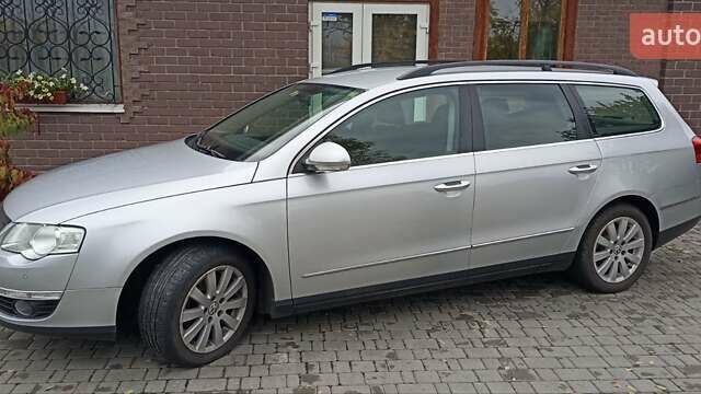 Серый Фольксваген Пассат, объемом двигателя 1.8 л и пробегом 220 тыс. км за 6300 $, фото 1 на Automoto.ua