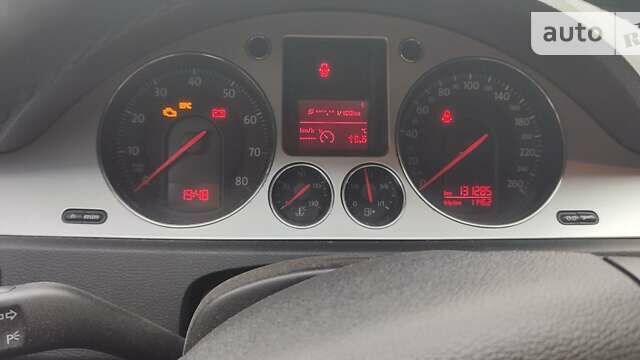 Сірий Фольксваген Пассат, об'ємом двигуна 1.8 л та пробігом 131 тис. км за 6500 $, фото 12 на Automoto.ua