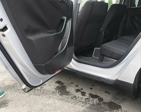 Серый Фольксваген Пассат, объемом двигателя 1.97 л и пробегом 222 тыс. км за 5400 $, фото 11 на Automoto.ua