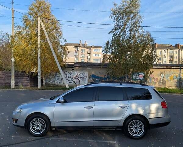 Фольксваген Пассат 2008 в Здолбунове на Automoto.ua Серый Фольксваген Пассат, объемом двигателя 2 л и пробегом 400 тыс. км за 5899 $, фото 4 на Automoto.ua