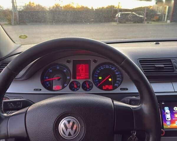 Фольксваген Пассат 2008 в Глубокой на Automoto.ua Серый Фольксваген Пассат, объемом двигателя 1.97 л и пробегом 385 тыс. км за 5999 $, фото 30 на Automoto.ua