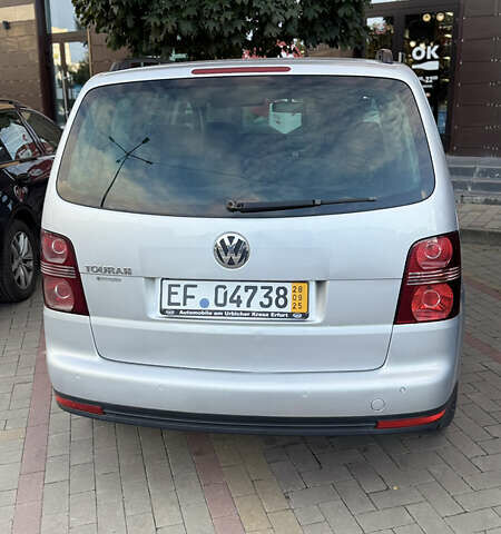 Сірий Фольксваген Пассат, об'ємом двигуна 1.8 л та пробігом 199 тис. км за 7500 $, фото 5 на Automoto.ua