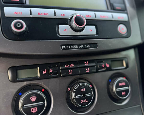 Сірий Фольксваген Пассат, об'ємом двигуна 1.97 л та пробігом 377 тис. км за 6500 $, фото 17 на Automoto.ua