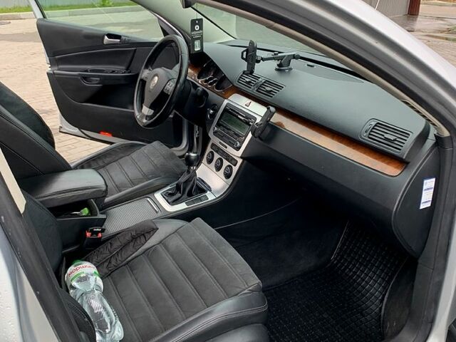 Серый Фольксваген Пассат, объемом двигателя 1.8 л и пробегом 370 тыс. км за 6000 $, фото 7 на Automoto.ua