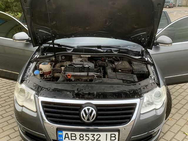 Серый Фольксваген Пассат, объемом двигателя 2 л и пробегом 315 тыс. км за 5800 $, фото 9 на Automoto.ua