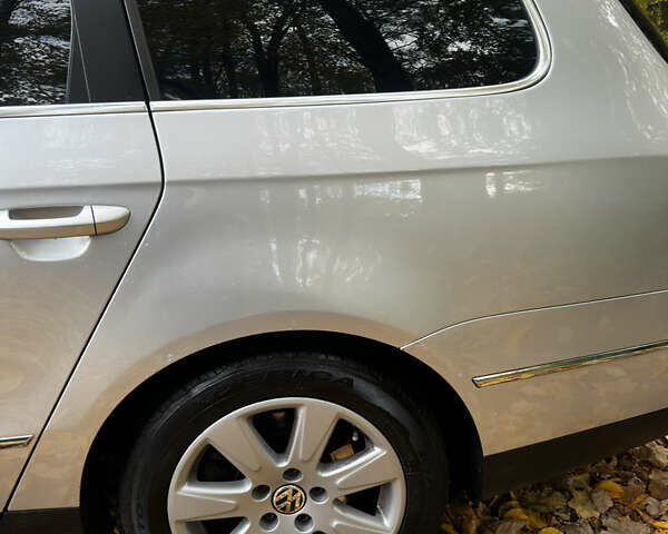 Серый Фольксваген Пассат, объемом двигателя 1.97 л и пробегом 330 тыс. км за 7499 $, фото 5 на Automoto.ua