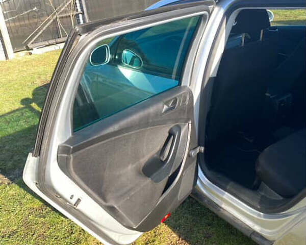 Сірий Фольксваген Пассат, об'ємом двигуна 1.9 л та пробігом 300 тис. км за 6700 $, фото 8 на Automoto.ua