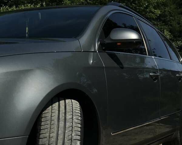 Сірий Фольксваген Пассат, об'ємом двигуна 1.9 л та пробігом 254 тис. км за 6250 $, фото 4 на Automoto.ua