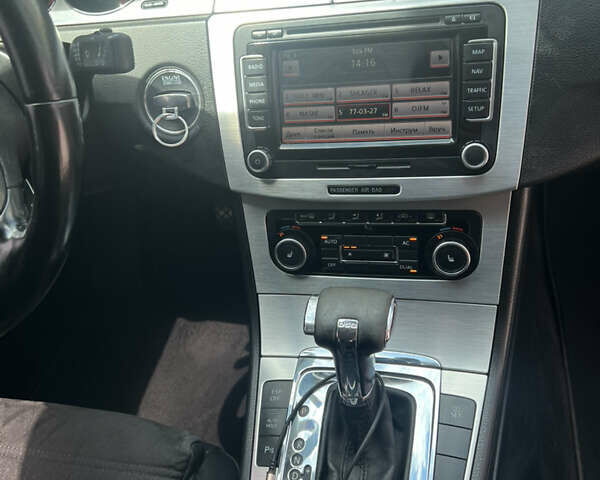 Сірий Фольксваген Пассат, об'ємом двигуна 1.97 л та пробігом 310 тис. км за 6700 $, фото 26 на Automoto.ua