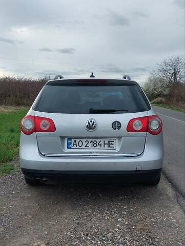 Серый Фольксваген Пассат, объемом двигателя 2 л и пробегом 290 тыс. км за 5700 $, фото 3 на Automoto.ua