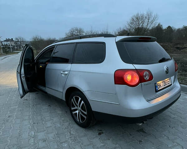 Серый Фольксваген Пассат, объемом двигателя 1.97 л и пробегом 270 тыс. км за 5799 $, фото 10 на Automoto.ua