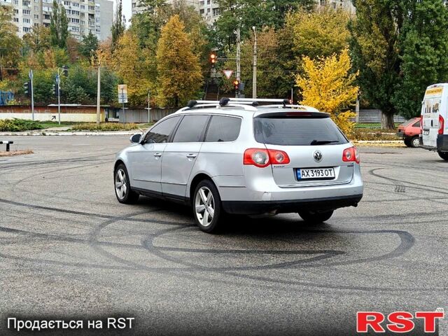 Серый Фольксваген Пассат, объемом двигателя 3.2 л и пробегом 298 тыс. км за 6250 $, фото 2 на Automoto.ua