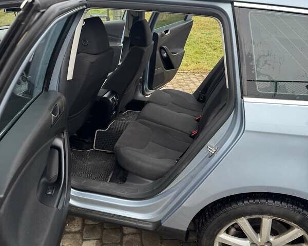 Серый Фольксваген Пассат, объемом двигателя 1.97 л и пробегом 285 тыс. км за 5500 $, фото 20 на Automoto.ua