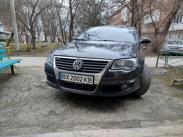 Серый Фольксваген Пассат, объемом двигателя 2 л и пробегом 315 тыс. км за 7000 $, фото 4 на Automoto.ua