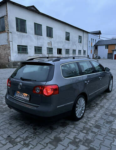 Сірий Фольксваген Пассат, об'ємом двигуна 1.8 л та пробігом 298 тис. км за 5999 $, фото 16 на Automoto.ua