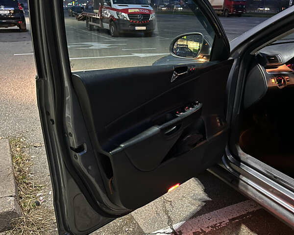 Серый Фольксваген Пассат, объемом двигателя 2 л и пробегом 430 тыс. км за 4999 $, фото 10 на Automoto.ua