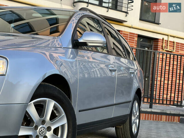 Сірий Фольксваген Пассат, об'ємом двигуна 1.97 л та пробігом 296 тис. км за 6750 $, фото 14 на Automoto.ua