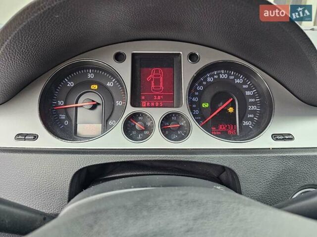 Серый Фольксваген Пассат, объемом двигателя 1.97 л и пробегом 302 тыс. км за 4950 $, фото 59 на Automoto.ua