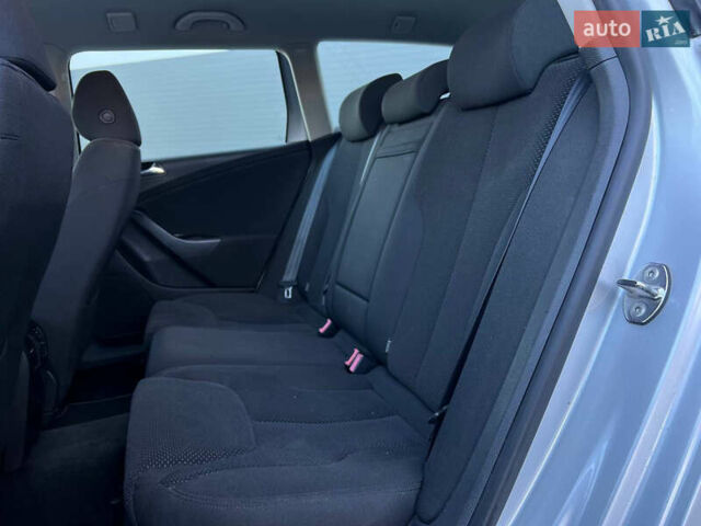 Сірий Фольксваген Пассат, об'ємом двигуна 1.97 л та пробігом 245 тис. км за 5999 $, фото 24 на Automoto.ua