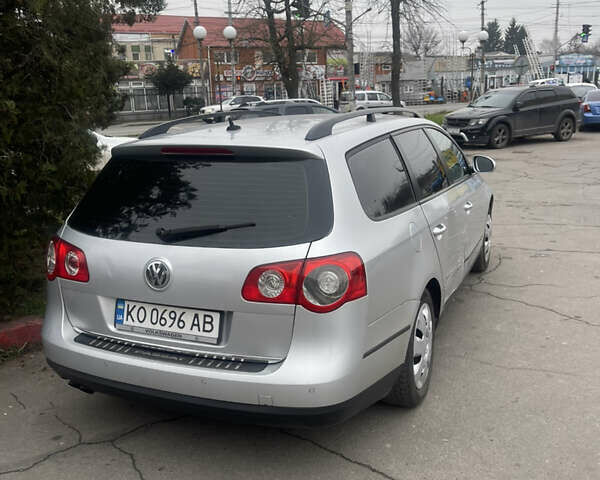 Сірий Фольксваген Пассат, об'ємом двигуна 1.97 л та пробігом 352 тис. км за 4500 $, фото 4 на Automoto.ua