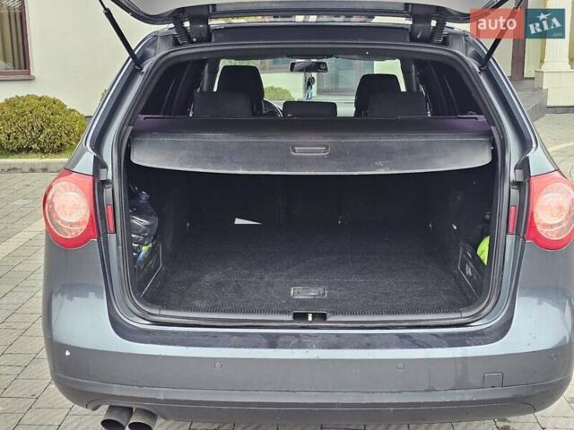 Серый Фольксваген Пассат, объемом двигателя 1.97 л и пробегом 302 тыс. км за 4950 $, фото 46 на Automoto.ua