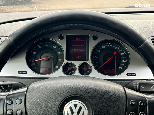 Серый Фольксваген Пассат, объемом двигателя 1.8 л и пробегом 292 тыс. км за 8740 $, фото 25 на Automoto.ua