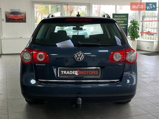 Серый Фольксваген Пассат, объемом двигателя 1.8 л и пробегом 198 тыс. км за 7290 $, фото 10 на Automoto.ua