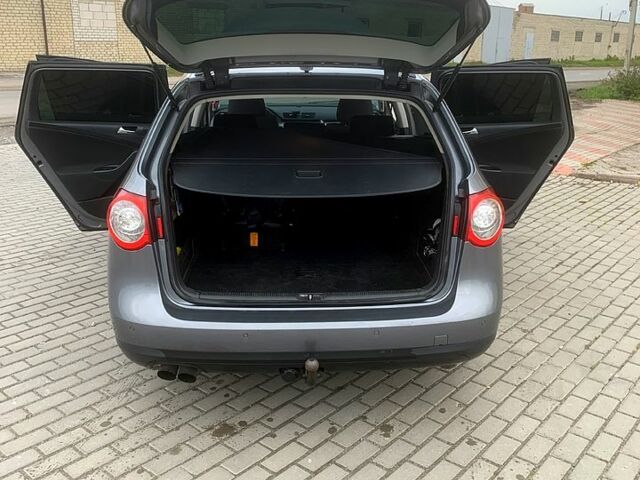 Серый Фольксваген Пассат, объемом двигателя 2 л и пробегом 315 тыс. км за 5800 $, фото 4 на Automoto.ua