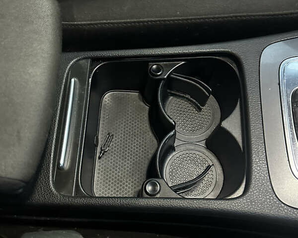 Серый Фольксваген Пассат, объемом двигателя 1.97 л и пробегом 270 тыс. км за 7000 $, фото 9 на Automoto.ua