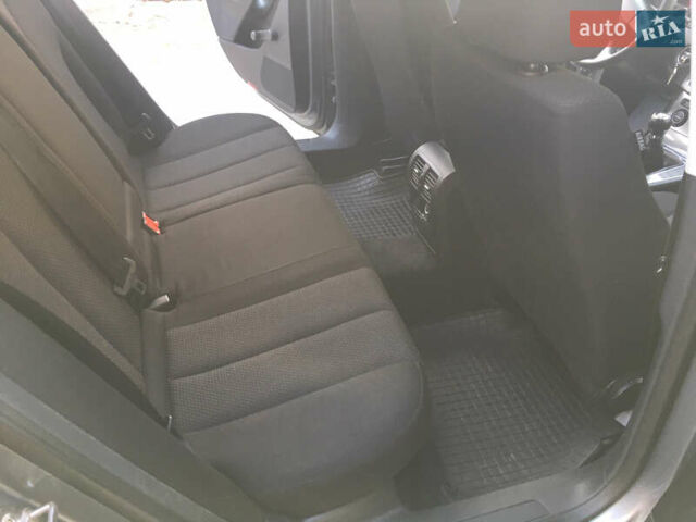 Серый Фольксваген Пассат, объемом двигателя 2 л и пробегом 284 тыс. км за 7000 $, фото 23 на Automoto.ua