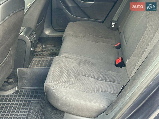 Серый Фольксваген Пассат, объемом двигателя 1.8 л и пробегом 292 тыс. км за 8740 $, фото 16 на Automoto.ua