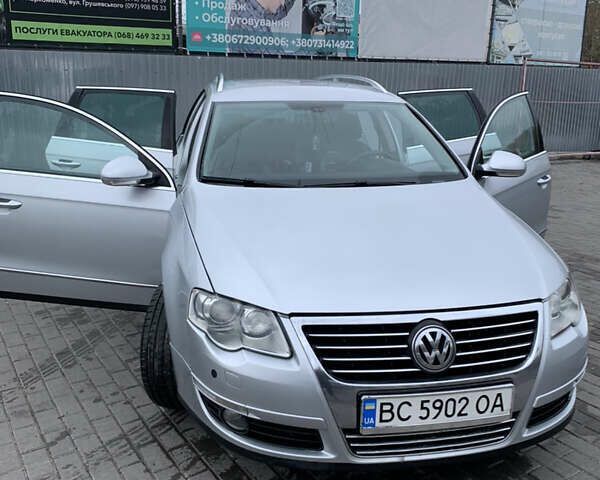 Серый Фольксваген Пассат, объемом двигателя 1.8 л и пробегом 370 тыс. км за 6000 $, фото 3 на Automoto.ua