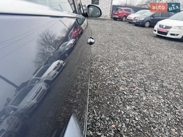 Серый Фольксваген Пассат, объемом двигателя 1.6 л и пробегом 243 тыс. км за 6450 $, фото 16 на Automoto.ua