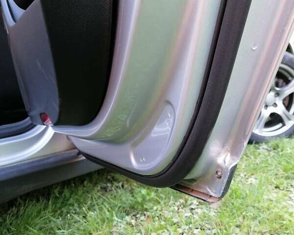 Серый Фольксваген Пассат, объемом двигателя 1.4 л и пробегом 229 тыс. км за 5500 $, фото 11 на Automoto.ua