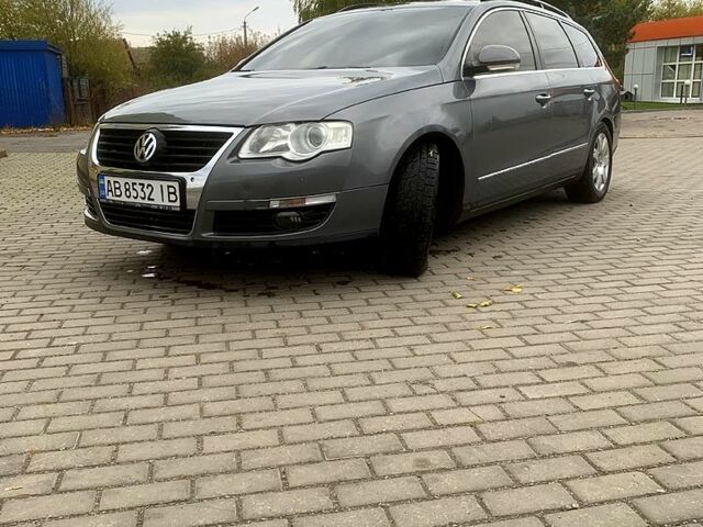 Серый Фольксваген Пассат, объемом двигателя 2 л и пробегом 315 тыс. км за 5800 $, фото 1 на Automoto.ua