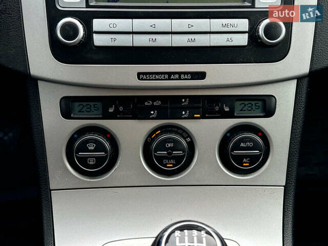 Серый Фольксваген Пассат, объемом двигателя 1.8 л и пробегом 292 тыс. км за 8740 $, фото 27 на Automoto.ua