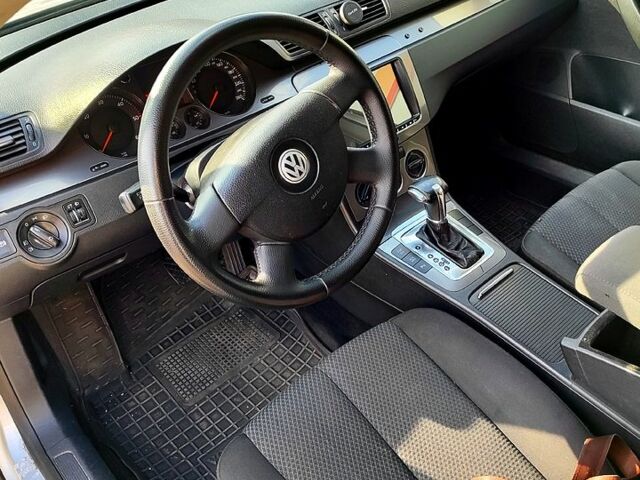 Сірий Фольксваген Пассат, об'ємом двигуна 2 л та пробігом 250 тис. км за 6300 $, фото 4 на Automoto.ua